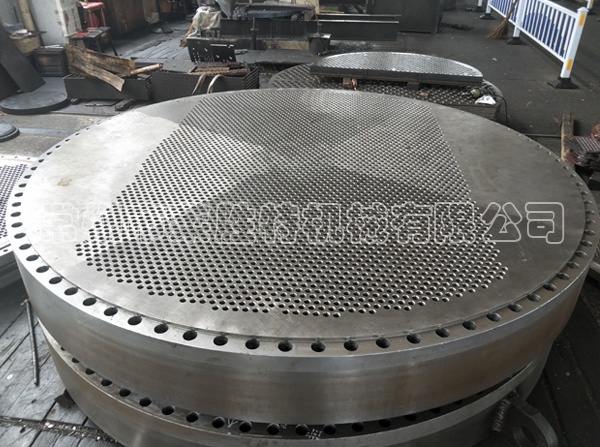 4200X300鈦復(fù)合管板